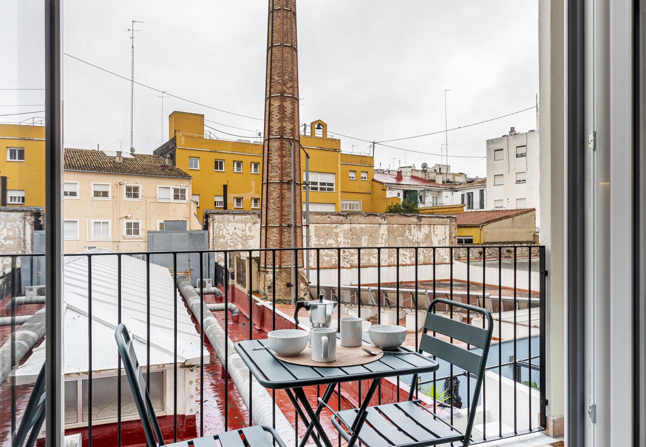 Apartamento en Valencia - Luminoso y Acogedor Apartamento en el Corazón de Valencia. 6