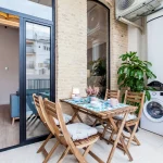 apartamentos turísticos cerca de la playa en Valencia terraza