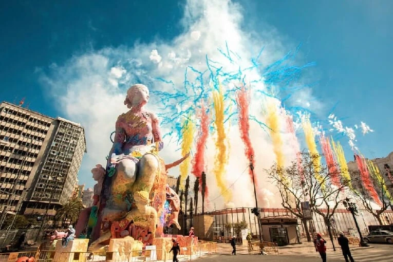Alquiler turístico para Fallas Valencia 2025 Plaza Ayuntamiento