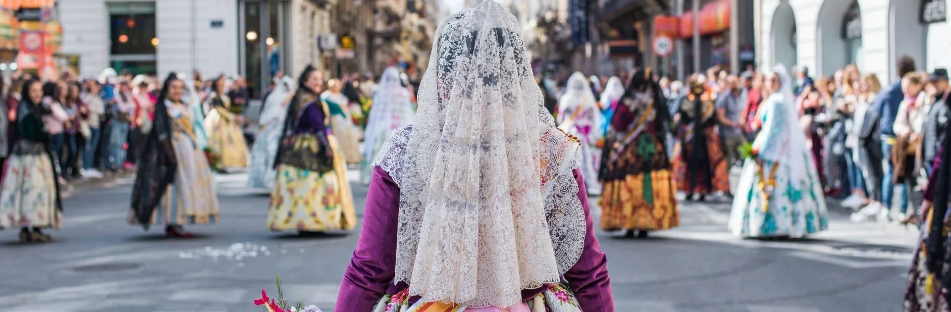 Escapada a Valencia para Fallas 2025