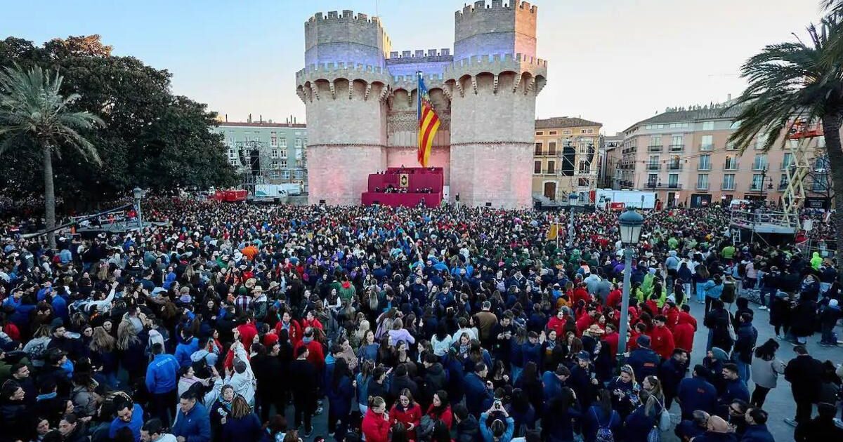 Fallas Valencia 2025: guía de viaje y alojamiento