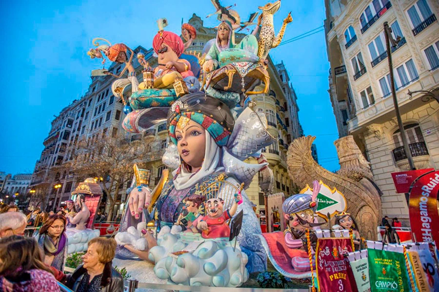 Fallas 2025 alojamiento