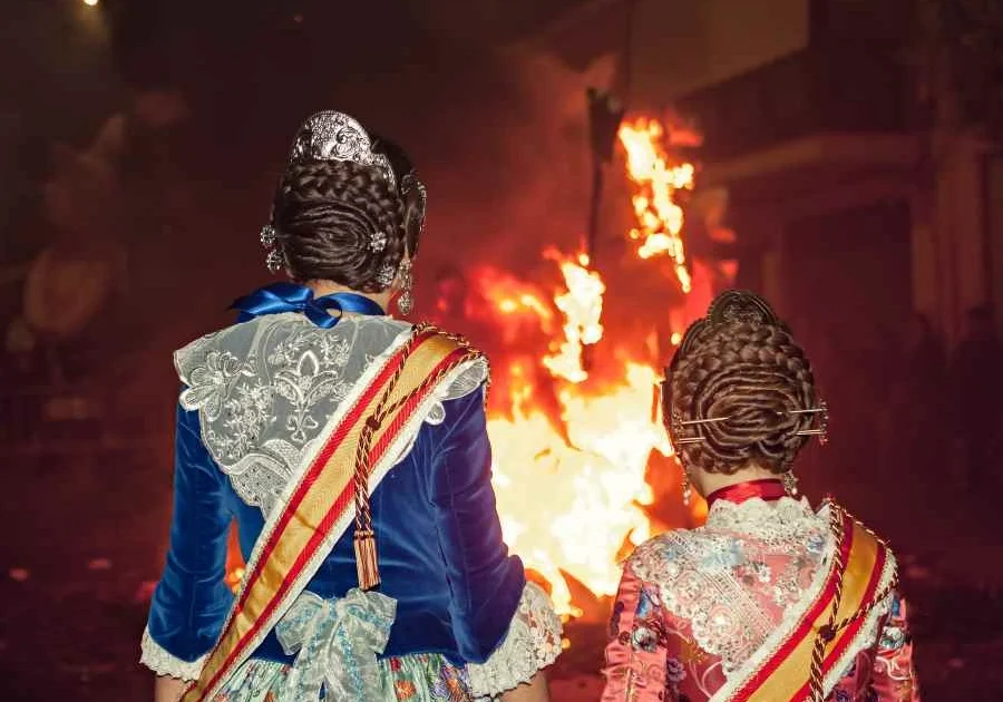 Reservar alojamiento para Fallas Valencia 2025