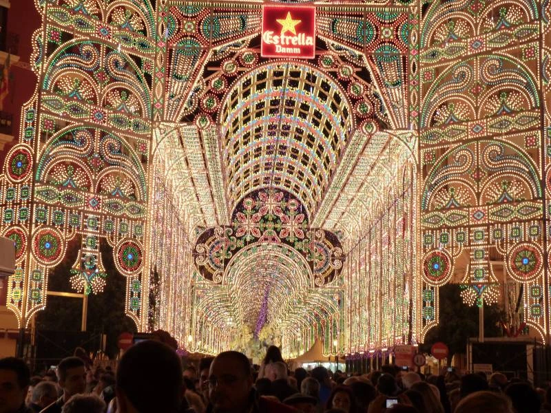 Mejores ofertas en alojamiento para Fallas 2025