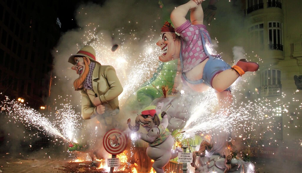 Reservar alojamiento para Fallas Valencia 2025