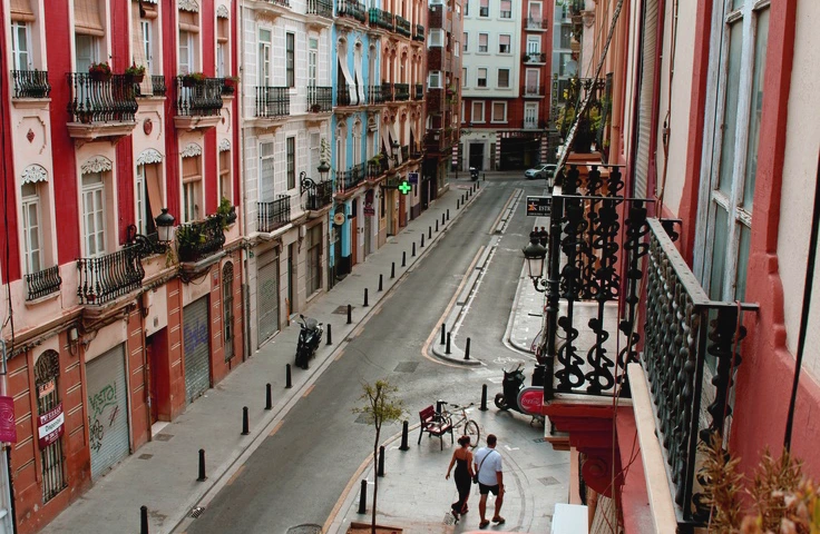 apartamentos turísticos en Valencia con ambiente de barrio