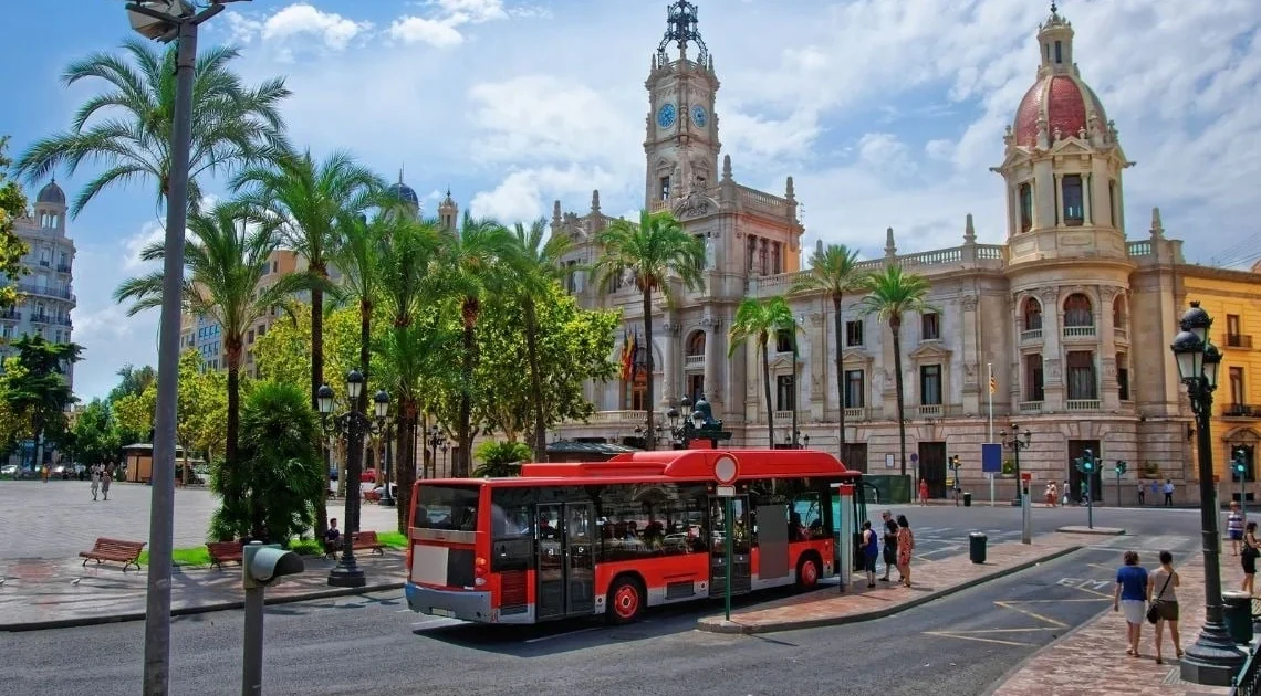 Apartamentos Turísticos en Valencia con Fácil Acceso a Transporte Público