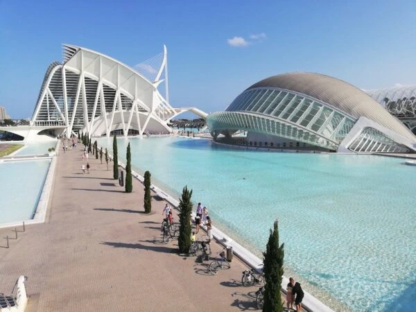 apartamentos turísticos ideales para junio en Valencia