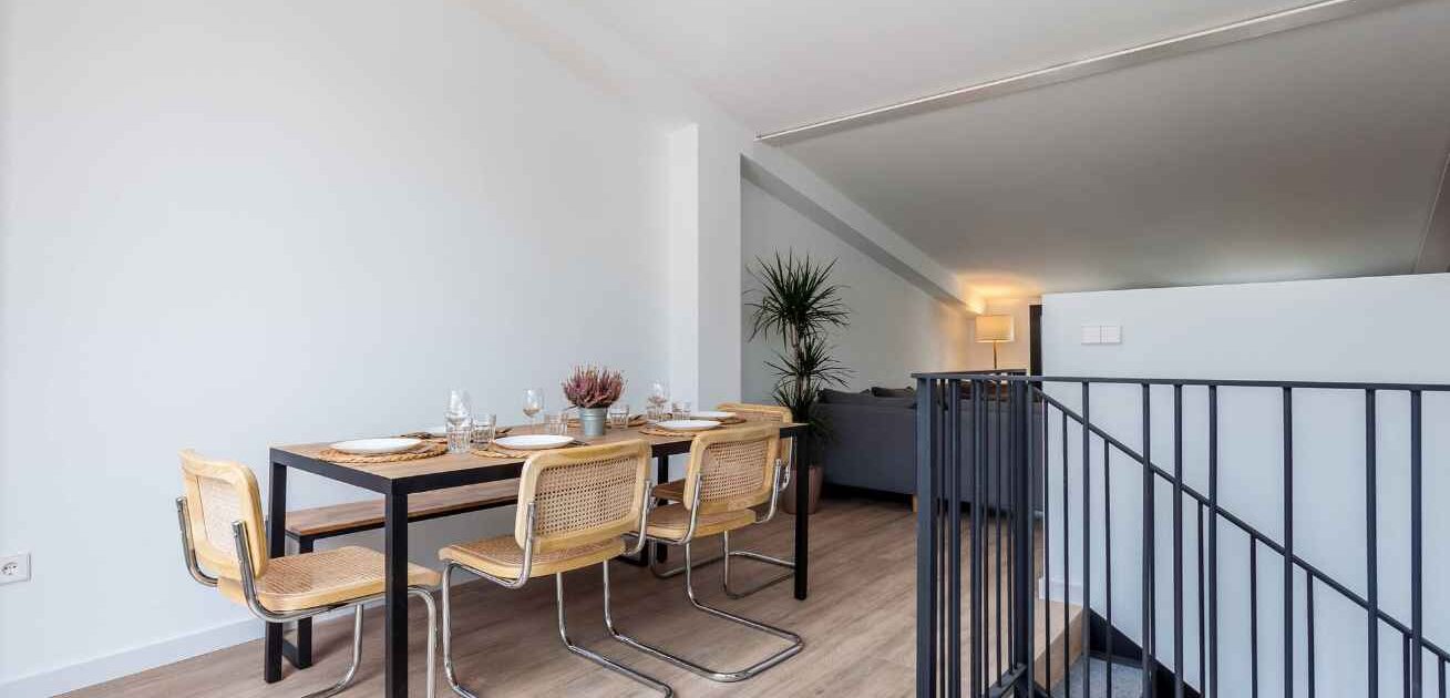 Apartamentos en Valencia ideales para teletrabajar: fibra rápida y escritorio