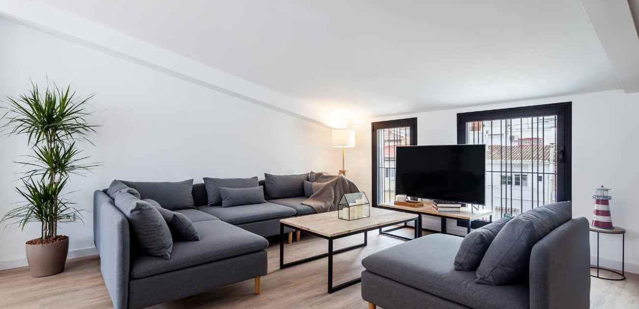 Apartamentos en Valencia ideales para teletrabajar: fibra rápida y escritorio
