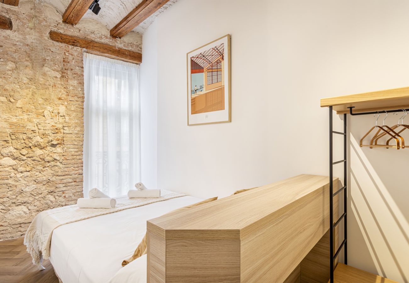 Ferienwohnung in Valencia - Bright & Cozy Apartment in the Heart of Valencia – With Sunny Terrace! 4