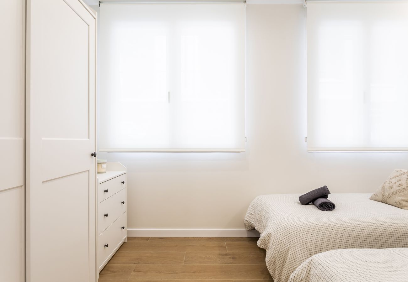 Apartment in Valencia / València - Stylish Apartment in the Heart of the City