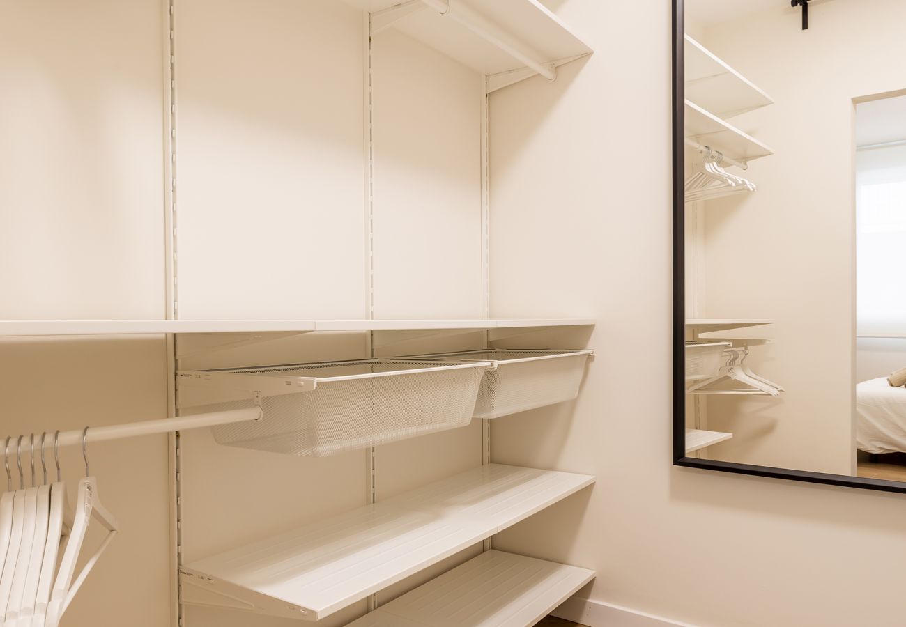 Apartment in Valencia / València - Stylish Apartment in the Heart of the City