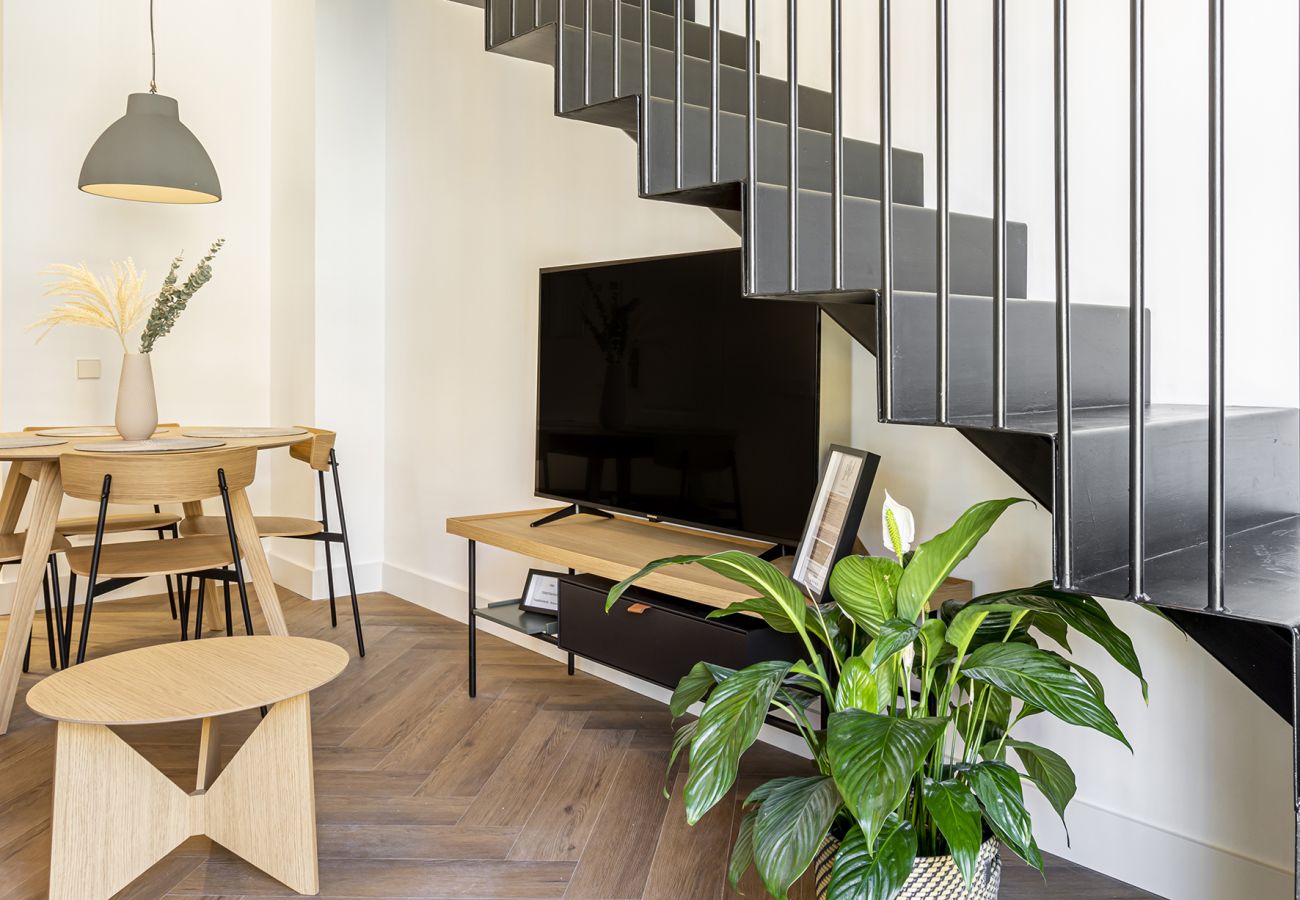 Apartment in Valencia / València - Stunning Duplex in the City Center. 7